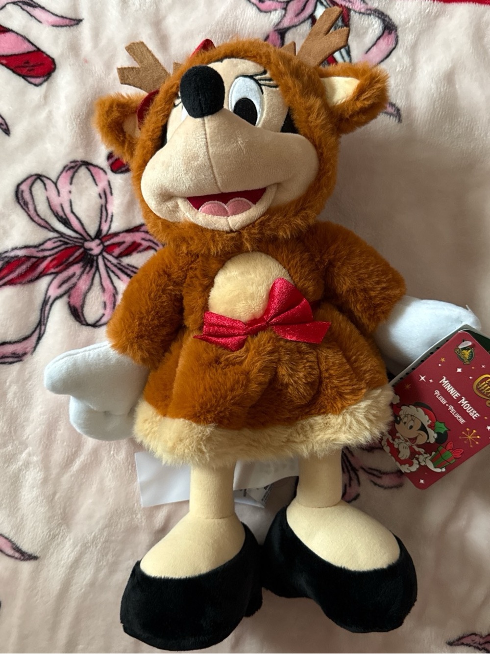 NWT 2025 Disney christmas Minnie Mouse reindeer plush
